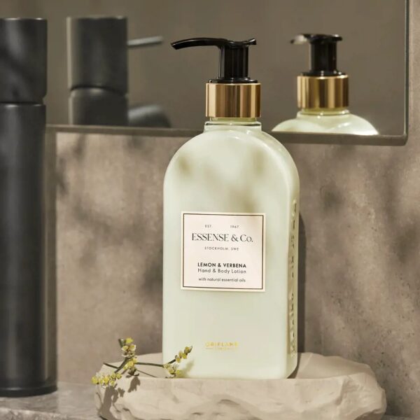 Essense&co. Lemon and Verbena Extract Hand and Body Lotion